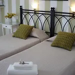 Cyclades Hotel Paro