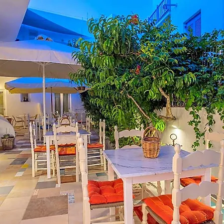Cyclades Hotel Parikia (Paros)