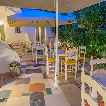 Cyclades Hotel 2*