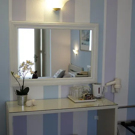 Cyclades 2* Parikia (Paros)