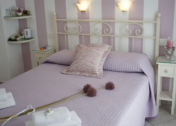Cyclades Hotel 2*